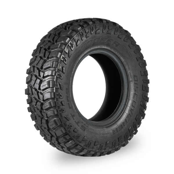 33/12.50/15 Cooper Discoverer STT Pro Mud Terrain 108Q Tyre