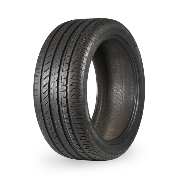 215/65R16 Cooper Zeon 4XS Sport 98V Tyre