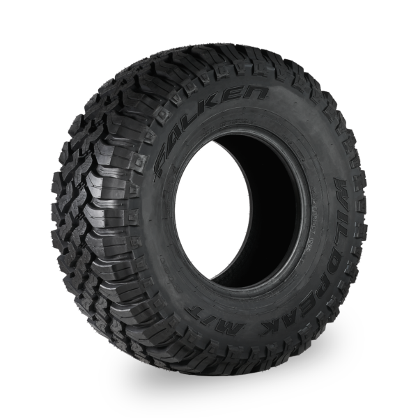 35/12.50R17 Falken Wildpeak M/T Mud Terrain 121Q Tyre