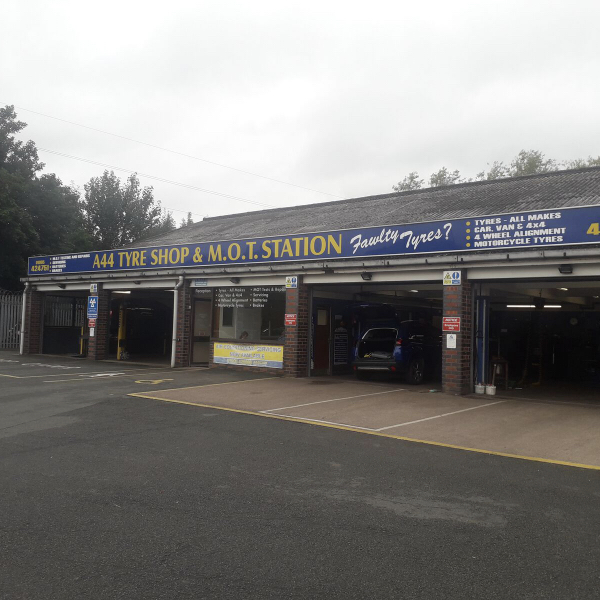 A streetview showing A44 Worcester Team Protyre garage