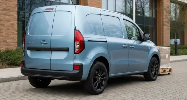 Renault Kangoo van shown from the rear