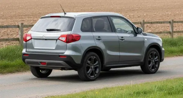The back end of a Suzuki Vitara To show off its Suzuki_Vitara wheels